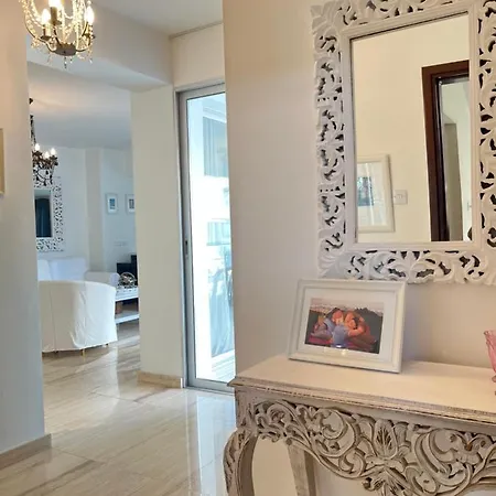 Kyma Deluxe Sea Front * Limassol